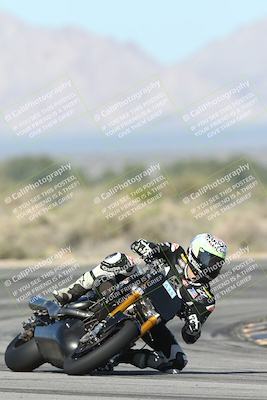 media/Jan-15-2026-Racers Edge (Thu) [[dfebeb70ab]]/2-A Group/Session 3 (Turn 16)/